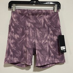 NWT 90 Degree Hi Rise Elastic Free Waistband Workout Shorts Women Size M
